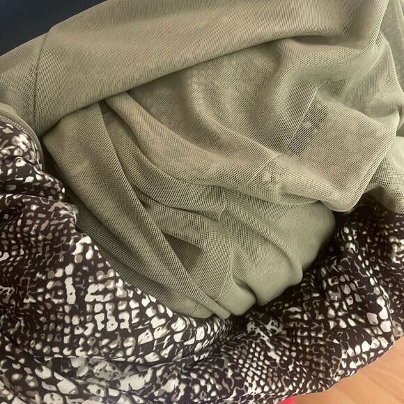 Calvin Klein Olive Green Snake Print Dress 10 - Picture 7 of 13